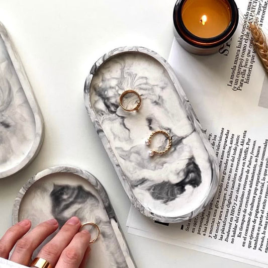 Noir Luxe Oval Tray